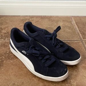 Puma Men's Dark Blue and White Sneakers